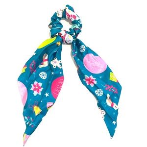 Christmas Holiday Scarf Scrunchie Ponytail Holder 2 in 1 Bird Gingerbread